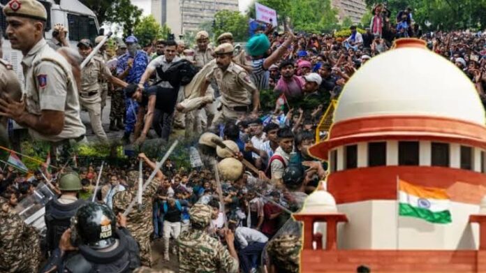 जंतर-मंतर पर प्रदर्शन पर रोक! अब रामलीला मैदान, बुराड़ी और CBD ग्राउंड बनेंगे आंदोलन का नया ठिकाना जंतर-मंतर पर प्रदर्शन पर रोक! अब रामलीला मैदान, बुराड़ी और CBD ग्राउंड बनेंगे आंदोलन का नया ठिकाना